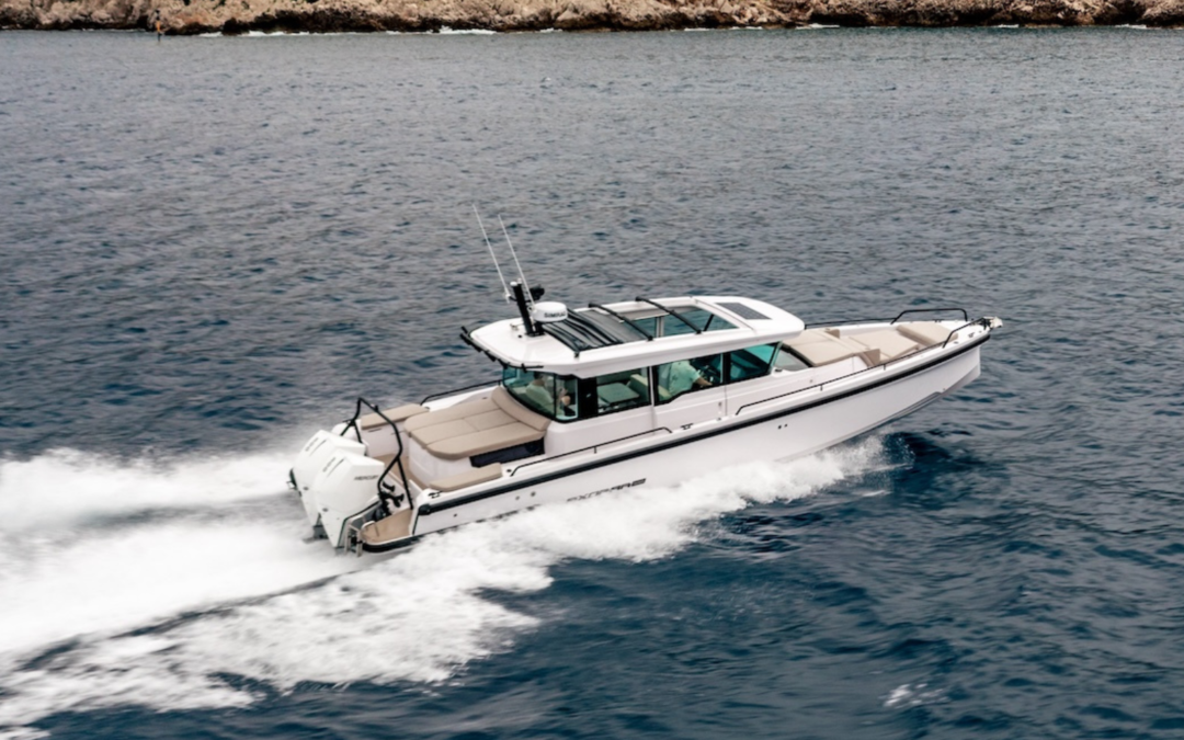 Axopar 37 Cross Cabin