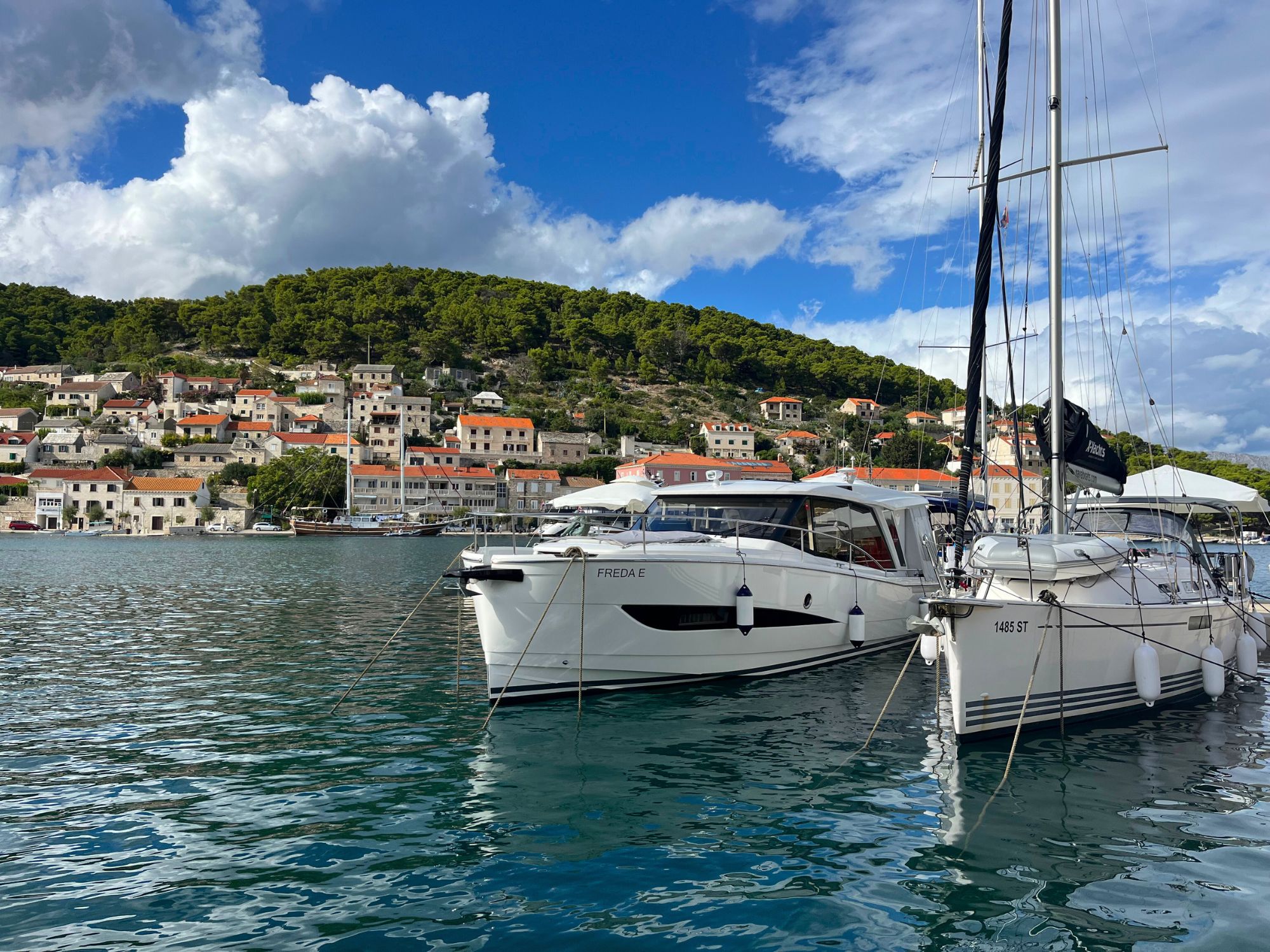 Greenline 48, Eyachts Australia and New Zealand